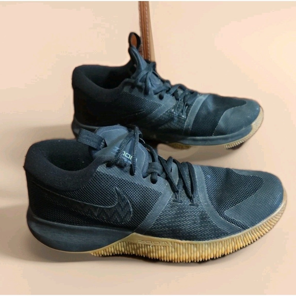 Nike Zoom Assersion Basketball Sneakers Men's Sz 8 Black / Gum Sporty Activewear